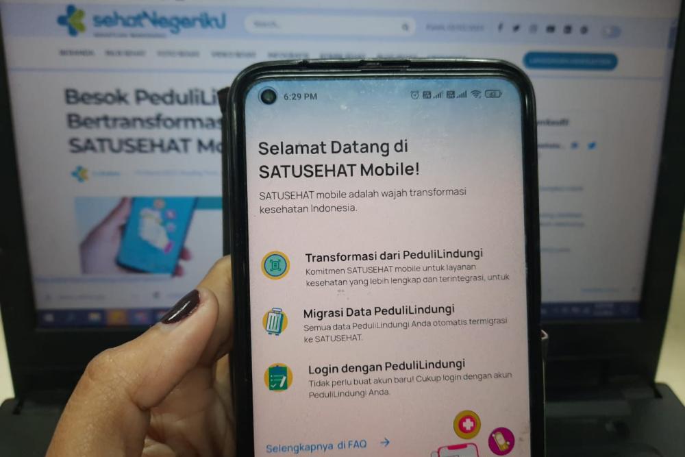 Cara mengecek riwayat vaksin melalui aplikasi SatuSehat Indonesia.